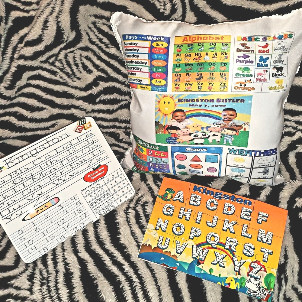 It's a customizable bundle! Just in time for #Chri